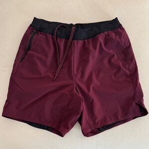 Ten Thousand Interval shirt lined 7” Men's Burgundy
Shorts
